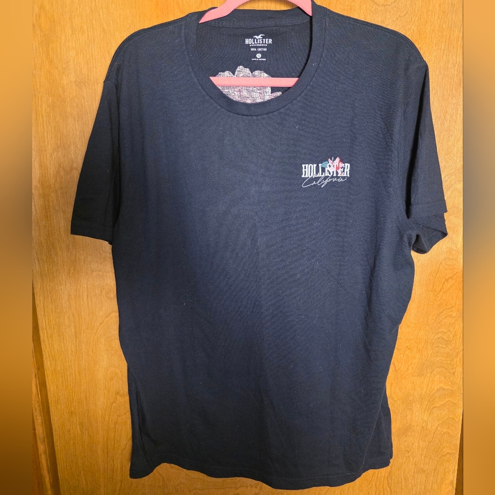 Hollister® California Black Tee Shirt
